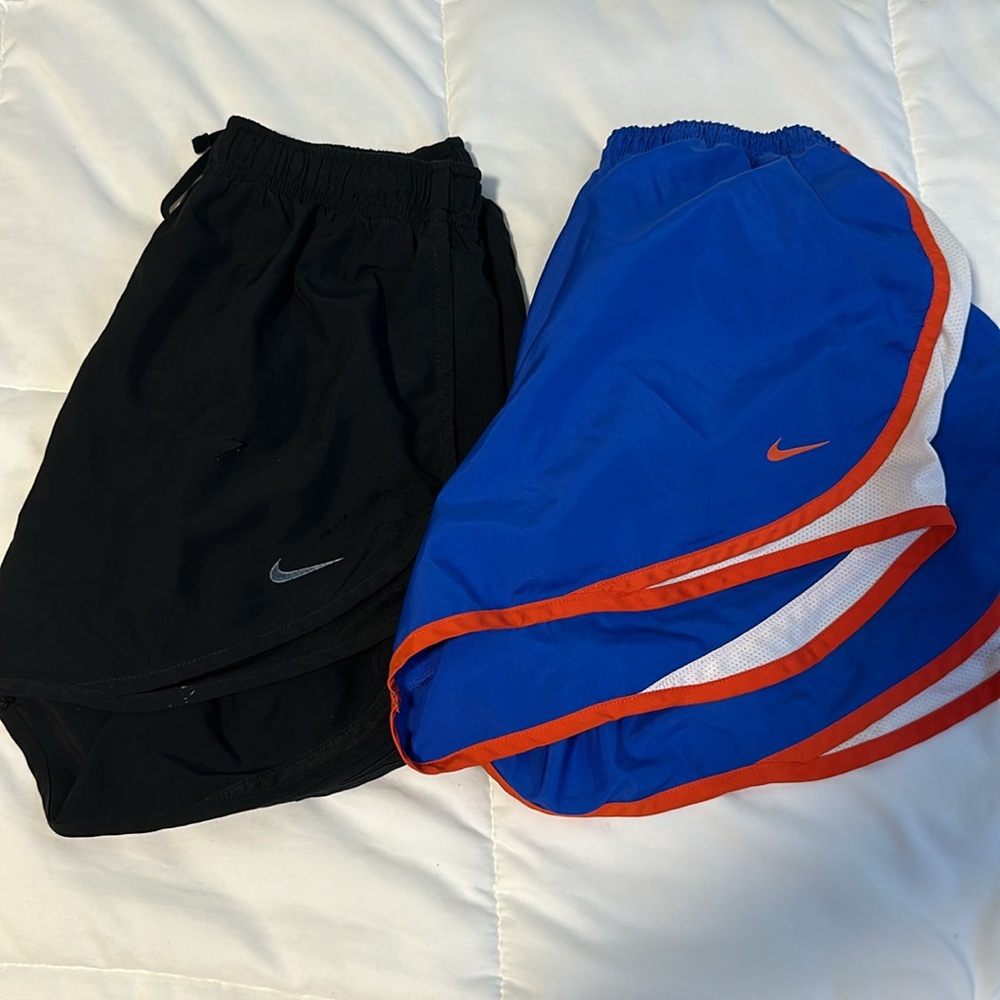 Nike Shorts Bundle (L)